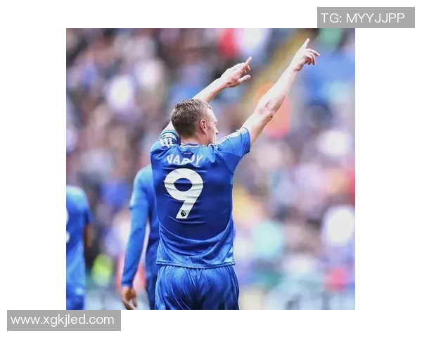 辉煌岁月落幕宣告退役的足球明星们的传奇人生与未来展望