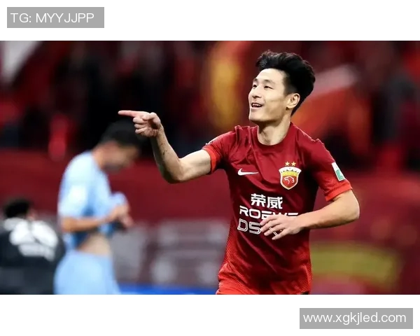 国足遭遇重创足球明星意外受伤影响球队士气与战绩