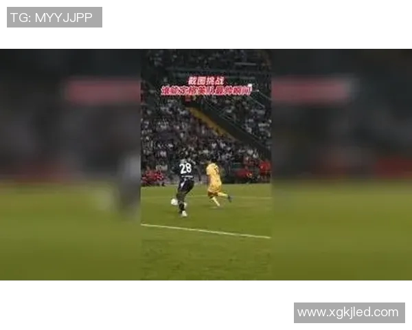 当足球明星遇上队医的爱情救赎与梦想追逐之旅